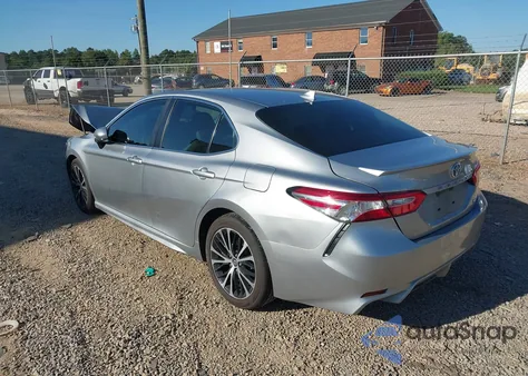 2020 Toyota Camry Se z USA, uszkodzony, nr VIN 4T1G11AK9LU897569